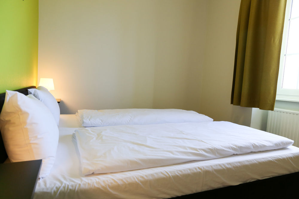 Trail-Inn Natur & Sporthotel แบร์ดอร์ฟ ภายนอก รูปภาพ
